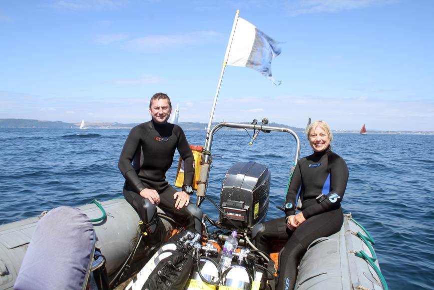 65 Semi-Dry Diving Wetsuit - Image 7