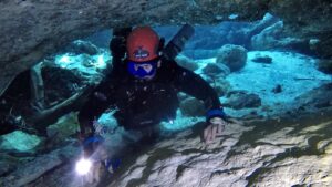 Michael Thomas Florida Cave diving
