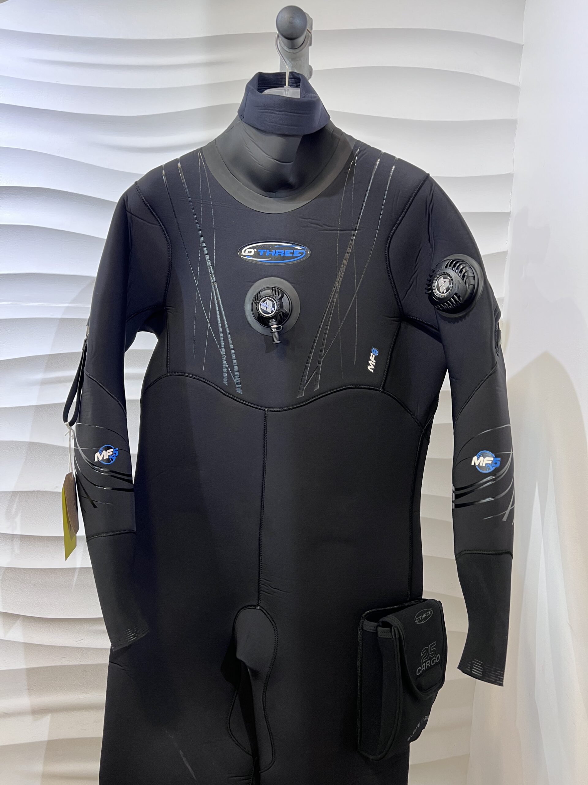 Clearance MF5 Mens XL 260112 - Image 2
